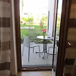 Amenity-garden-apartments Apartamento