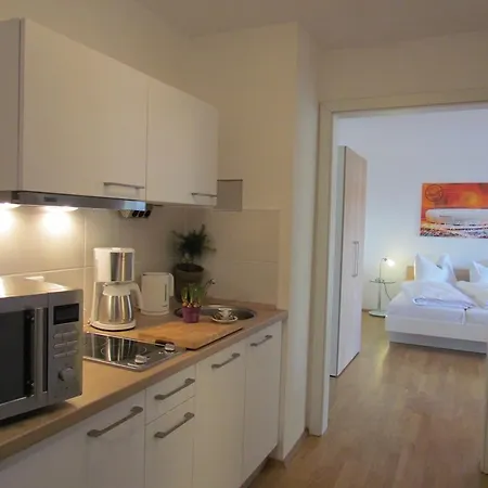 Amenity-garden-apartments * מינכן